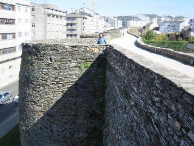 Lugo capital y su impresionante muralla