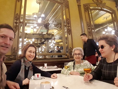 Por la Estafeta